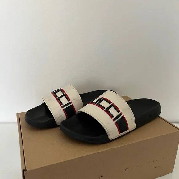 Gucci Sandals - Picture 3 of 7